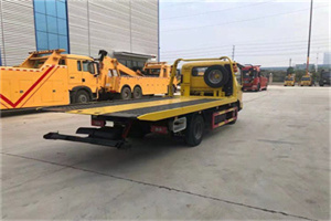 旧宫非事故拖车